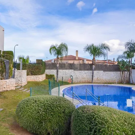 Wintowinrentals Townhouse, Roof Terraze & Pool Hébergement de vacances Torre de Benagalbon